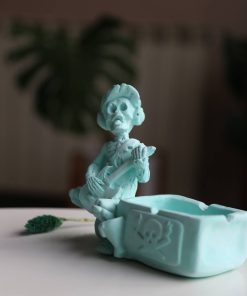 جا سیگاری طرح اسکلت گیتار زن