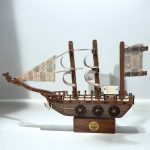 قایق چوبی دکوری