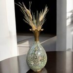 گلدان شیشه شکسته