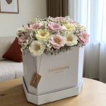 دست گل جاودانه شمع